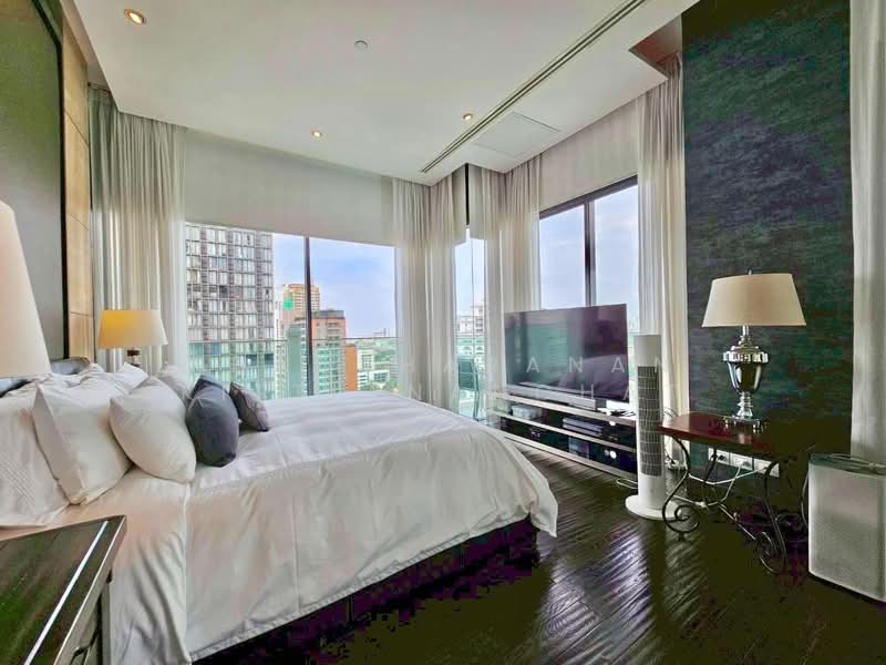 Le Raffine Sukhumvit 39, Bangkok, Soi Sukhumvit 39, Khlong Tan Nua, Watthana, Bangkok, 4 Bedrooms, 480 sqm, Condo For Sale, by Phatcharanan Kittiananchat, 500344588 - DDproperty.com