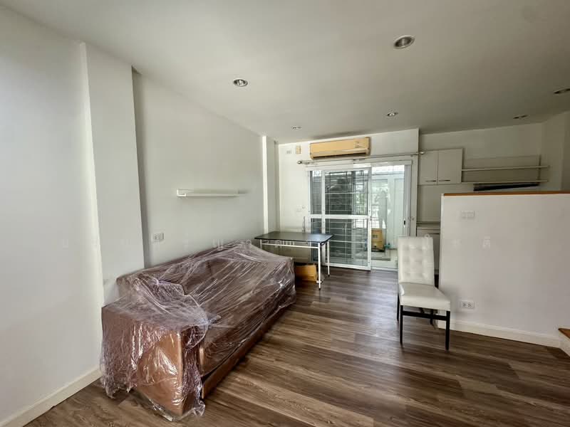 The Metro Sathorn-Kanlapaphruek, Bangkok, Kanlapaphruek Road, Bang Wa, Phasi Charoen, Bangkok, 3 Bedrooms, 167 sqm, Townhouse For Rent, by ปรินทร์ญาดา ชิณโชติ, 500344606 - DDproperty.com