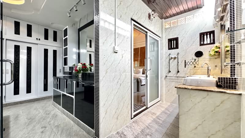 Luxury 5+1 Bed Thabali Villa for Sale Only 32.9 Mb 10min from Walking Street, Chon Buri (Pattaya), Thabali 3, Bang Lamung, Bang Lamung (Pattaya), Chon Buri (Pattaya), 5 Bedrooms, 520 sqm, Villa For Sale, by Siwas Thepphabut, 500344607 - DDproperty.com