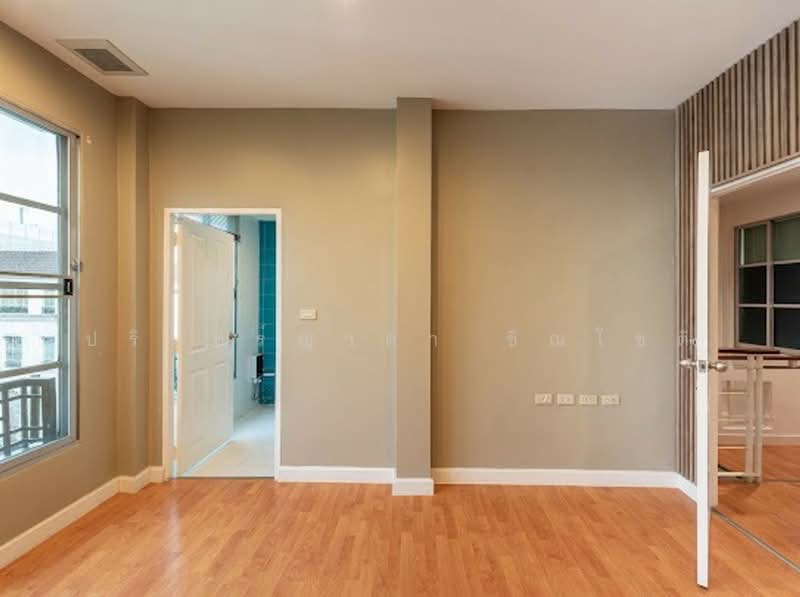 Baan Klang Mueang The Paris Ratchavipha, Bangkok, Ratchadapisek Road, Lat Yao, Chatuchak, Bangkok, 4 Bedrooms, 240 sqm, Townhouse For Rent, by ปรินทร์ญาดา ชิณโชติ, 500344612 - DDproperty.com