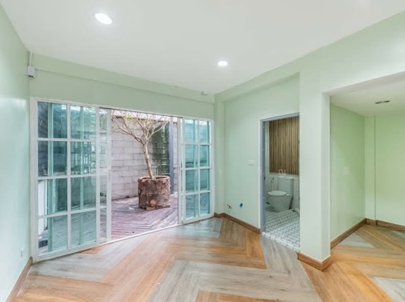Baan Klang Mueang The Paris Ratchavipha, Bangkok, Ratchadapisek Road, Lat Yao, Chatuchak, Bangkok, 4 Bedrooms, 240 sqm, Townhouse For Rent, by ปรินทร์ญาดา ชิณโชติ, 500344612 - DDproperty.com