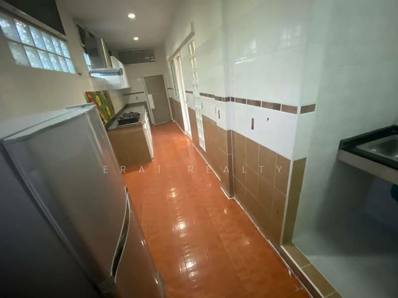 Jp05261 Townhome Huai Khwang-Sutthisan 4B4B For Rent 55K Line OA: @era1realty, Bangkok, Huai Khwang, Bangkok, 4 Bedrooms, 200 sqm, Townhouse For Rent, by ERA1 realty, 500344614 - DDproperty.com