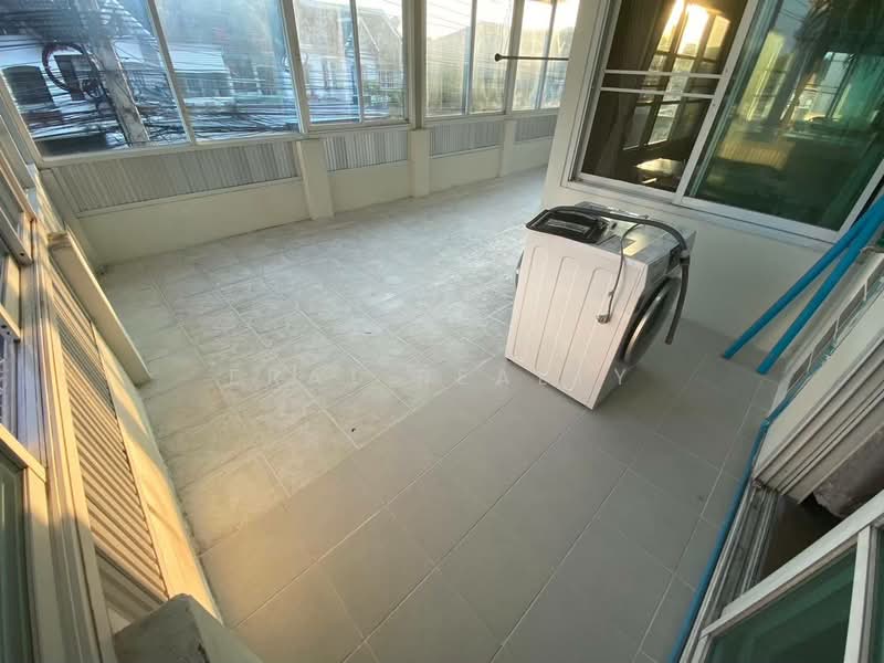 Jp05261 ทาวน์เฮ้าส์ห้วยขวาง-สุทธิสาร 4นอน4น้ำ ให้เช่า 55K Line OA: @era1realty, กรุงเทพ, ห้วยขวาง, กรุงเทพ, 200 ตร.ม., ทาวน์เฮ้าส์ ให้เช่า, โดย ERA1 realty, 500344614 - DDproperty.com