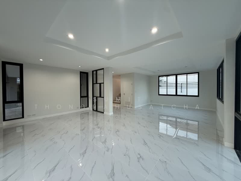 ณุศาศิริ พระราม 2 (Nusasiri City Rama 2), สมุทรสาคร, Rama 2 km 15, บางน้ำจืด, เมืองสมุทรสาคร, สมุทรสาคร, 290 ตร.ม., บ้านเดี่ยว ขาย, โดย Sumit Thongpahusatcha, 500344631 - DDproperty.com