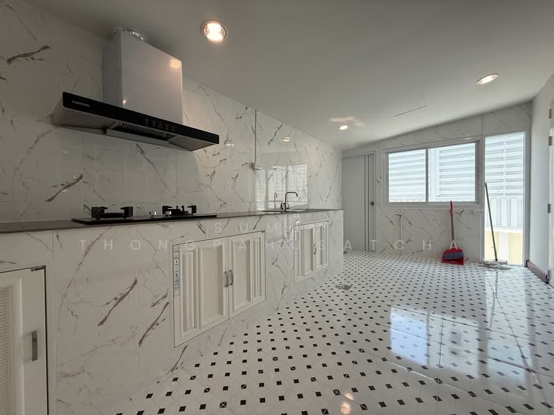 Park Rachavadee Rama 2, Bangkok, Rama 2 Road, Bangmot, Chom Thong, Bangkok, 3 Bedrooms, 200 sqm, Townhouse For Sale, by Sumit Thongpahusatcha, 500344632 - DDproperty.com