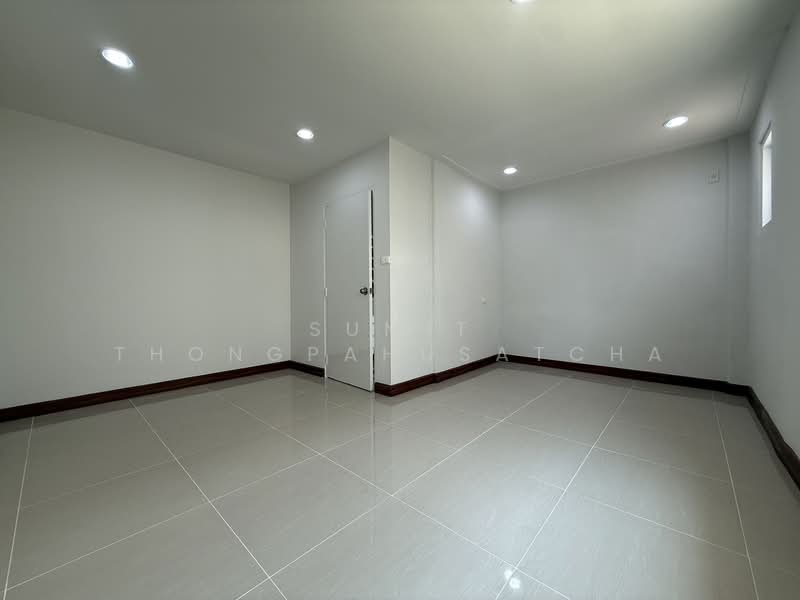 Park Rachavadee Rama 2, Bangkok, Rama 2 Road, Bangmot, Chom Thong, Bangkok, 3 Bedrooms, 200 sqm, Townhouse For Sale, by Sumit Thongpahusatcha, 500344634 - DDproperty.com
