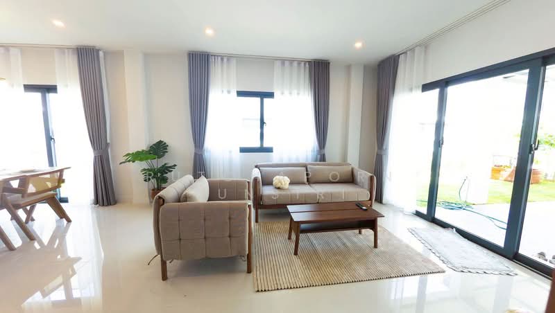บ้านให้เช่า – ใกล้มหาวิทยาลัยพายัพ เพียง 5 นาที ค่าเช่า 38,000 บาท / เดือน รหัสทรัพย์ : No.7H356, Chiang Mai, San Klang, San Kamphaeng, Chiang Mai, 4 Bedrooms, 154 sqm, Single Detached House For Rent, by Rutchaporn Tunsiri, 500344712 - DDproperty.com