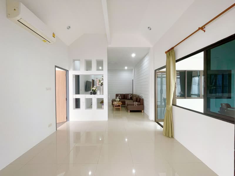 บ้านให้เช่า – ใกล้ 89 พลาซ่า เพียง 10 นาที ค่าเช่า 20,000 บาท / เดือน รหัสทรัพย์ : No.15H867, Chiang Mai, Nong Phung, Saraphi, Chiang Mai, 3 Bedrooms, 130 sqm, Single Detached House For Rent, by Rutchaporn Tunsiri, 500344717 - DDproperty.com