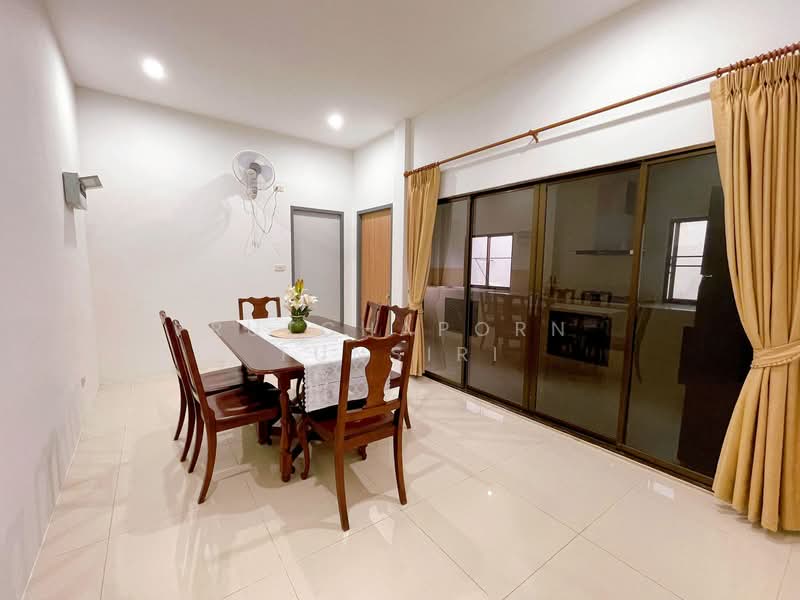 บ้านให้เช่า – ใกล้ 89 พลาซ่า เพียง 10 นาที ค่าเช่า 20,000 บาท / เดือน รหัสทรัพย์ : No.15H867, เชียงใหม่, หนองผึ้ง, สารภี, เชียงใหม่, 130 ตร.ม., บ้านเดี่ยว ให้เช่า, โดย Rutchaporn Tunsiri, 500344717 - DDproperty.com