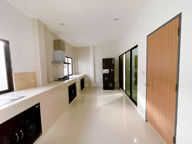 บ้านให้เช่า – ใกล้ 89 พลาซ่า เพียง 10 นาที ค่าเช่า 20,000 บาท / เดือน รหัสทรัพย์ : No.15H867, Chiang Mai, Nong Phung, Saraphi, Chiang Mai, 3 Bedrooms, 130 sqm, Single Detached House For Rent, by Rutchaporn Tunsiri, 500344717 - DDproperty.com
