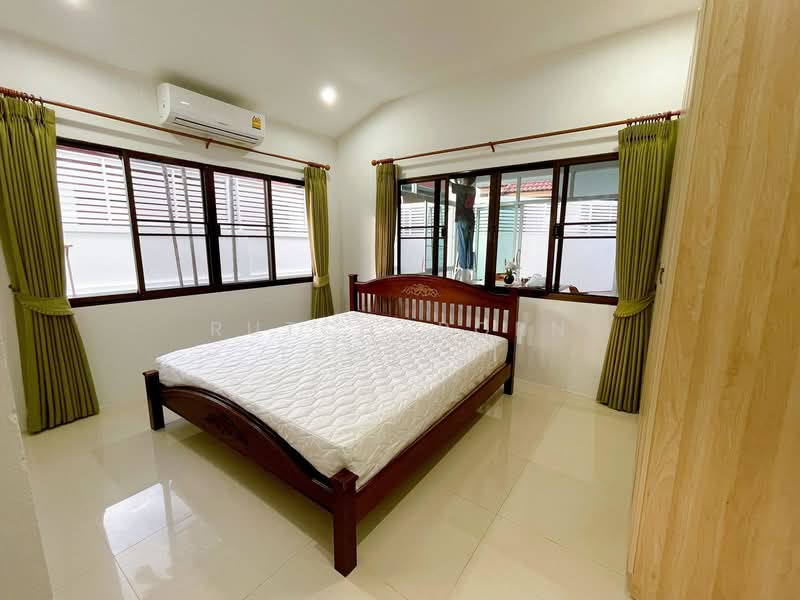 บ้านให้เช่า – ใกล้ 89 พลาซ่า เพียง 10 นาที ค่าเช่า 20,000 บาท / เดือน รหัสทรัพย์ : No.15H867, Chiang Mai, Nong Phung, Saraphi, Chiang Mai, 3 Bedrooms, 130 sqm, Single Detached House For Rent, by Rutchaporn Tunsiri, 500344717 - DDproperty.com