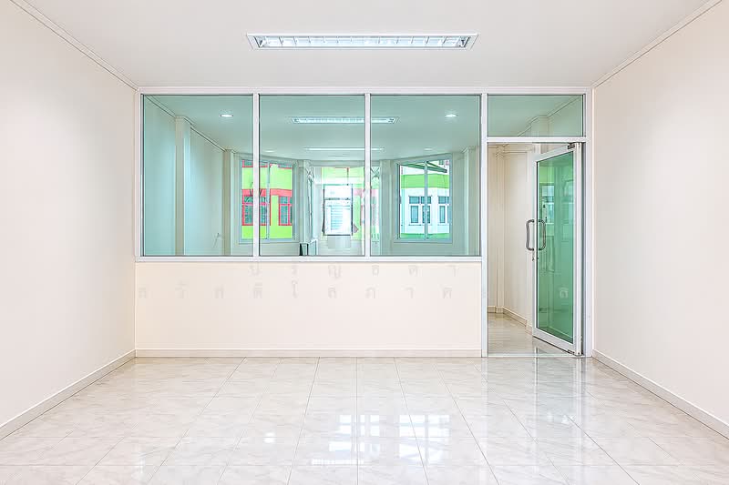 Commercial building, 3 units, Soi Rangsit-Pathum Thani 14, Pathum Thani, รังสิต-ปทุมธานี, Prachathipat, Thanyaburi, Pathum Thani, 5 Bedrooms, 210 sqm, Townhouse For Sale, by Parinthida Sawuddisopakaykul, 500344737 - DDproperty.com