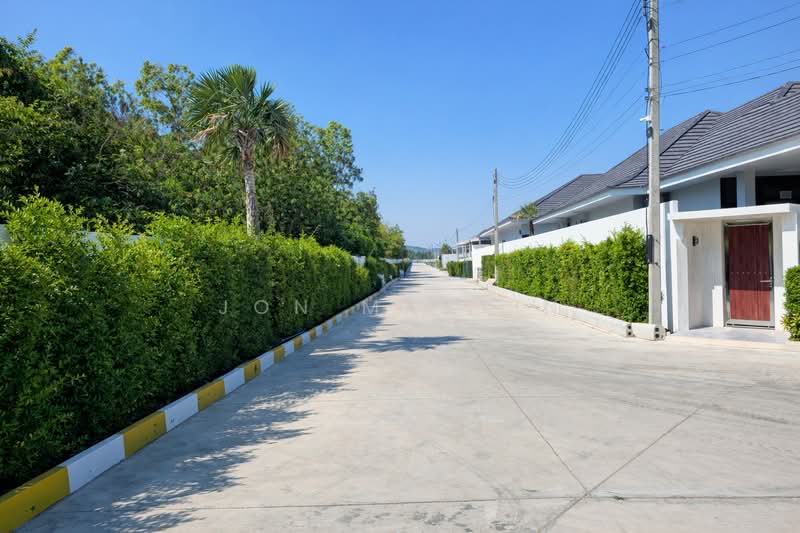 The Pyne Plus, Prachuap Khiri Khan, Thap Tai, Hua Hin, Prachuap Khiri Khan, 4 Bedrooms, 299 sqm, Villa For Sale, by Jon Martin, 500344741 - DDproperty.com