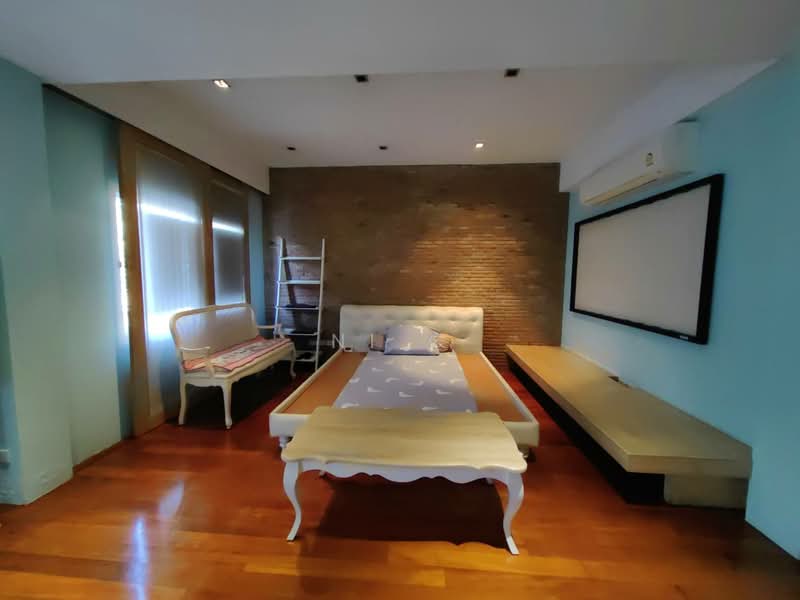 Sukhumvit Garden City 2, Bangkok, Bang Chak, Phra Khanong, Bangkok, 6 Bedrooms, 400 sqm, Townhouse For Sale, by vanee chiracharasporn, 500344749 - DDproperty.com