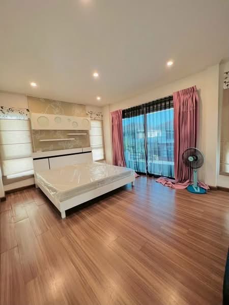Supalai Pride Bangna-Lat Krabang, Samut Prakan, Wat Sriwaree Noi Road, Srisa Chorakhe Noi, Bang Sao Thong, Samut Prakan, 3 Bedrooms, 220 sqm, Single Detached House For Rent, by Connex Property, 500344752 - DDproperty.com