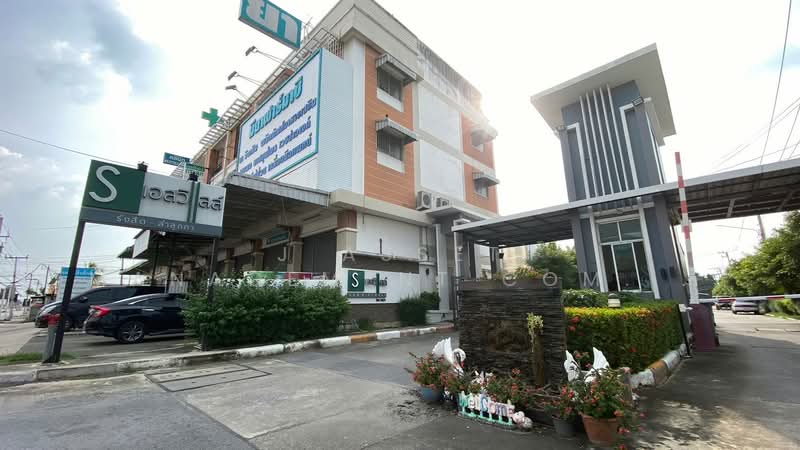 S Ville Rangsit-Lamlukka Klong 4, Pathum Thani, Sawai Pracharat Road (Lam Luk Ka, Khlong 4), Lat Sawai, Lam Luk Ka, Pathum Thani, 3 Bedrooms, 176 sqm, Townhouse For Sale, by J Asset Management Company Limited, 500344765 - DDproperty.com