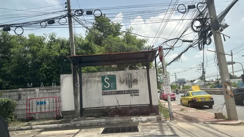 S Ville Rangsit-Lamlukka Klong 4, Pathum Thani, Sawai Pracharat Road (Lam Luk Ka, Khlong 4), Lat Sawai, Lam Luk Ka, Pathum Thani, 3 Bedrooms, 176 sqm, Townhouse For Sale, by J Asset Management Company Limited, 500344765 - DDproperty.com