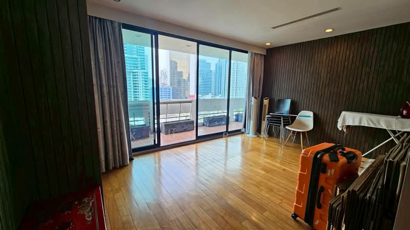 Sukhumvit House, Bangkok, Soi Sukhumvit 23, Khlongtoei Nua, Watthana, Bangkok, 3 Bedrooms, 230 sqm, Condo For Sale, by Khun Pan, 500344948 - DDproperty.com