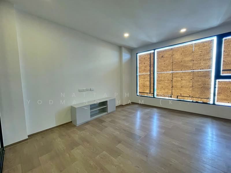 So Origin Wellness Siriraj, Bangkok, Phran Nok Road, Ban Chang Lo, Bangkok Noi, Bangkok, 2 Bedrooms, 54 sqm, Condo Option To Buy, by NATTAPHONG Yodmanotham (K. Book), 500344956 - DDproperty.com