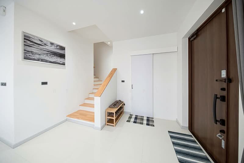 Feel Town Lat Phrao 101, Bangkok, ลาดพร้าว, Khlong Chaokhun Sing, Wang Thonglang, Bangkok, 4 Bedrooms, 270 sqm, Single Detached House For Sale, by สรภพ ยอดไชย (สีฝุ่น), 500344959 - DDproperty.com