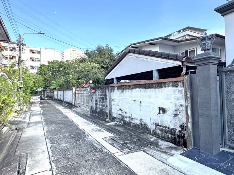 บ้านเดี่ยวห้วยขวาง กรุงเทพมหานคร, Bangkok, Huai Khwang, Bangkok, 5 Bedrooms, 100 sqm, Single Detached House For Sale, by The Best Property เก๋, 500344984 - DDproperty.com