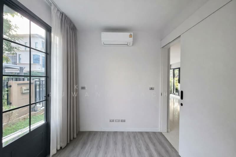The Sonne Srinakarin-Bangna, Bangkok, Soi Chumchon Mahat Thai 3, Bangna-Trad Road, Dok Mai, Prawet, Bangkok, 4 Bedrooms, 245 sqm, Single Detached House For Sale, by Kledkaew Suwannpracha, 500344986 - DDproperty.com