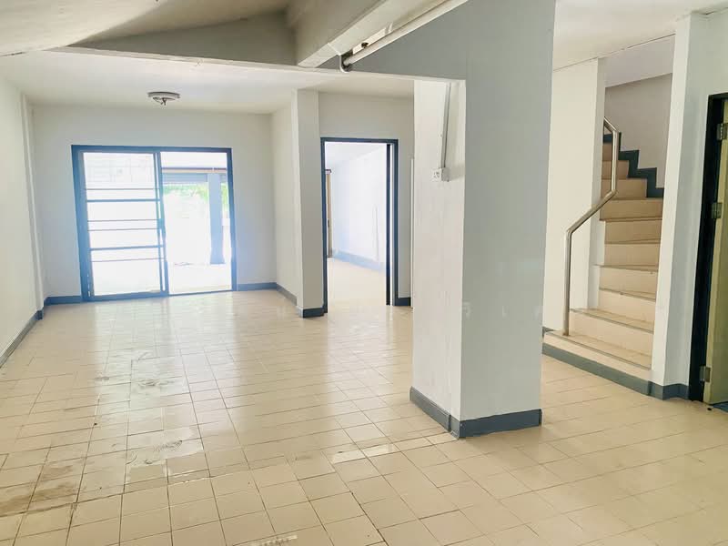 หนองคายรถไม่ใช่อันนี้อันนี้ผิดสองอันเลย, Nong Khai, Hat Kam, Muang Nong Khai, Nong Khai, 2 Bedrooms, 140 sqm, Single Detached House For Sale, by อภิรัตน์ ประวิเศษ, 500345012 - DDproperty.com