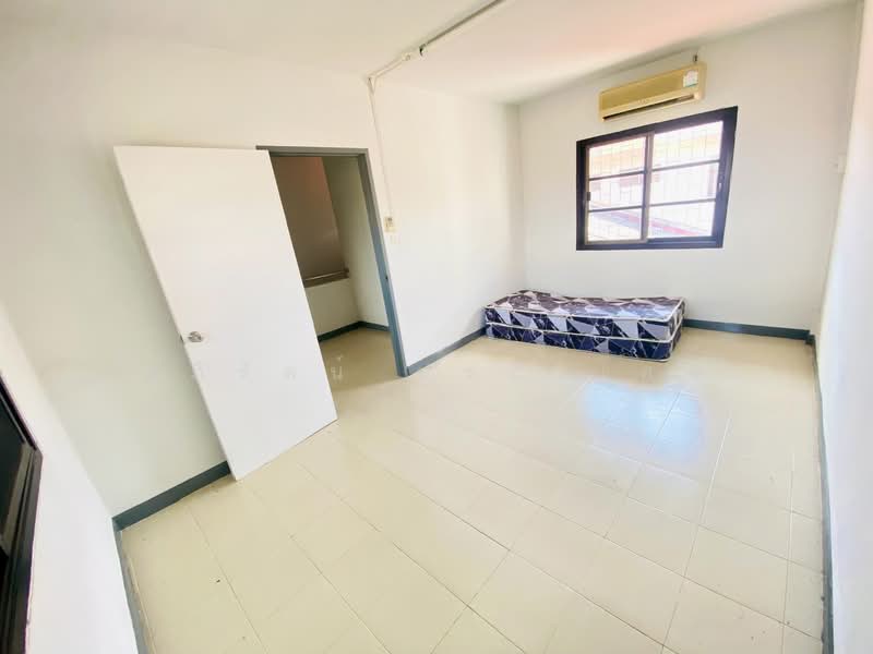 หนองคายรถไม่ใช่อันนี้อันนี้ผิดสองอันเลย, Nong Khai, Hat Kam, Muang Nong Khai, Nong Khai, 2 Bedrooms, 140 sqm, Single Detached House For Sale, by อภิรัตน์ ประวิเศษ, 500345012 - DDproperty.com