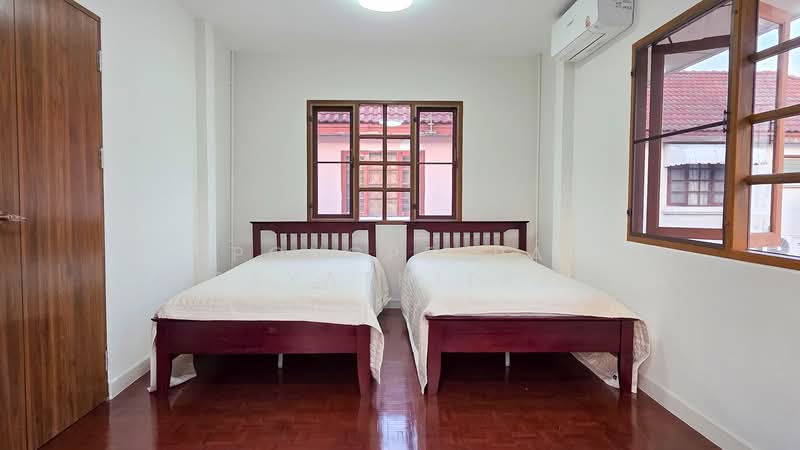 Chonlada Bangbuathong, Nonthaburi, Bang Kruai - Sai Noi Road, Bang Bua Thong, Nonthaburi, 3 Bedrooms, 140 sqm, Single Detached House For Sale, by Pongpeera Ditsayathitaphan, 500345017 - DDproperty.com