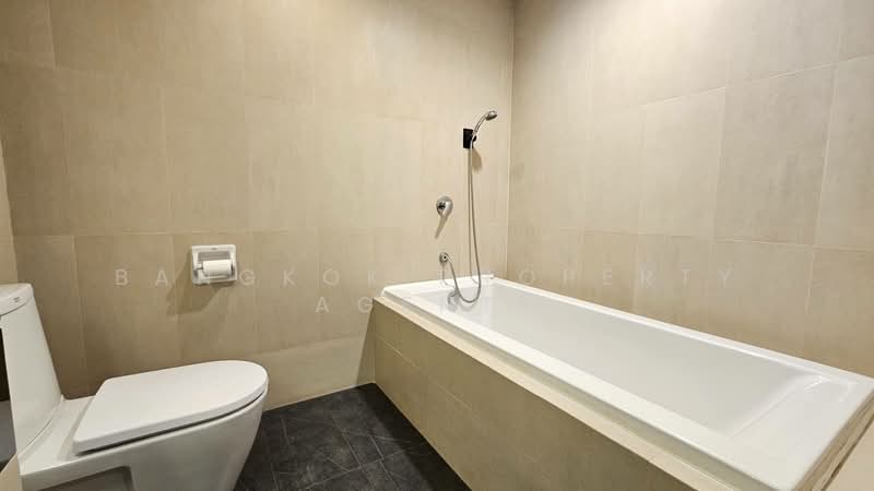Shama Ekamai Bangkok, Bangkok, Ekamai Soi 8, Sukhumvit 63 Road, Phra Kanong Nua, Watthana, Bangkok, 3 Bedrooms, 240 sqm, Condo For Rent, by BANGKOK PROPERTY AGENTS, 500345049 - DDproperty.com