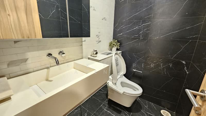 Siamese Exclusive Sukhumvit 31, Bangkok, 75 Soi Sukhumvit 31, Khlong Tan Nua, Watthana, Bangkok, 3 Bedrooms, 206 sqm, Condo For Rent, by BANGKOK PROPERTY AGENTS, 500345061 - DDproperty.com