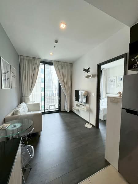 The Edge Sukhumvit 23, Bangkok, 6 Soi Sukhumvit 23, Khlongtoei Nua, Watthana, Bangkok, 1 Bedroom, 30 sqm, Condo For Rent, by Thida Thewinram, 500345062 - DDproperty.com