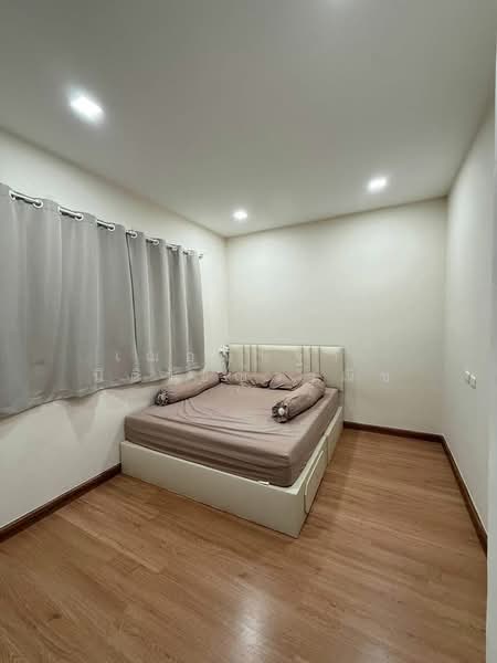 บ้านเช่าราคาถูก รามอินทรา ใกล้แฟชั่นไอส์แลนด์ รับสัตว์เลี้ยง 3นอน 2น้ำ แอร์ 3ตัว, Bangkok, Ram Inthra, Khan Na Yao, Bangkok, 3 Bedrooms, 120 sqm, Townhouse For Rent, by เฌอณิษฐา  นิติวัชญ์วาณิช, 500345076 - DDproperty.com