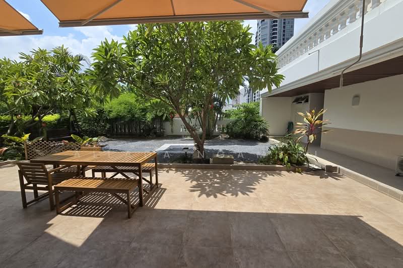Charan Tower Residences by Aspira, Bangkok, 19 Soi Sukhumvit 43, Khlong Tan Nua, Watthana, Bangkok, 4 Bedrooms, 650 sqm, Apartment For Rent, by Ailada Ngamsri, 500345085 - DDproperty.com