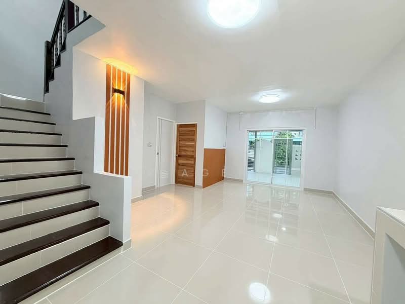 Baan Phrueksa 3 Bang Bua Thong, Nonthaburi, Soi Moobaan Phrueksa 3, Bang Khu Rat, Bang Bua Thong, Nonthaburi, 3 Bedrooms, 100 sqm, Townhouse For Sale, by NR AGENT, 500345089 - DDproperty.com