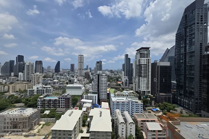 Charan Tower Residences by Aspira, Bangkok, 19 Soi Sukhumvit 43, Khlong Tan Nua, Watthana, Bangkok, 4 Bedrooms, 450 sqm, Apartment For Rent, by Ailada Ngamsri, 500345098 - DDproperty.com