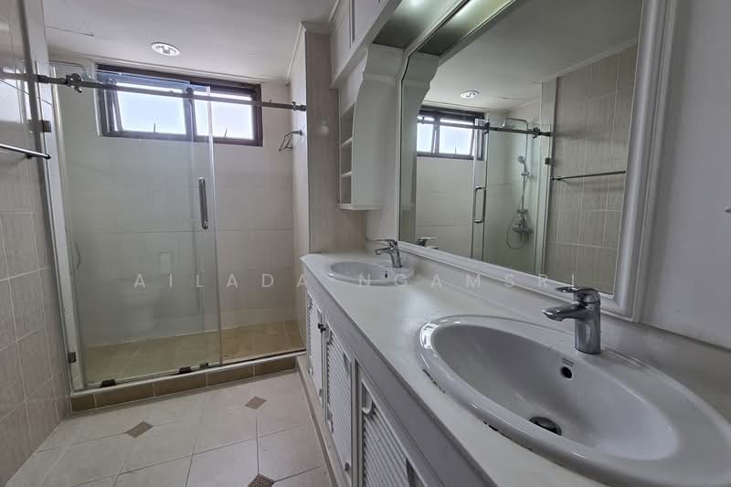 Charan Tower Residences by Aspira, Bangkok, 19 Soi Sukhumvit 43, Khlong Tan Nua, Watthana, Bangkok, 4 Bedrooms, 450 sqm, Apartment For Rent, by Ailada Ngamsri, 500345098 - DDproperty.com