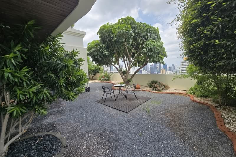 Charan Tower Residences by Aspira, Bangkok, 19 Soi Sukhumvit 43, Khlong Tan Nua, Watthana, Bangkok, 4 Bedrooms, 450 sqm, Apartment For Rent, by Ailada Ngamsri, 500345098 - DDproperty.com