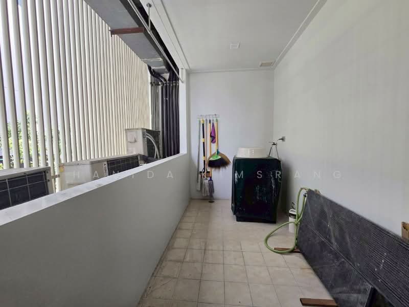 Ficus Lane, Bangkok, Soi Sukhumvit 44/1, Phra Kanong, Khlong Toei, Bangkok, 3 Bedrooms, 210 sqm, Condo For Sale, by Thanida Kimsrang, 500345105 - DDproperty.com