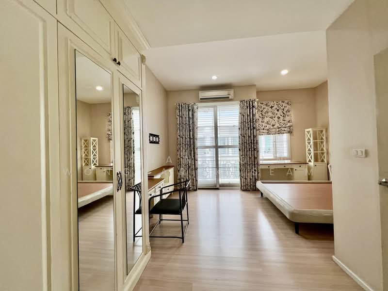 Baan Klang Muang Rama 9 (Motorway), Bangkok, New Bangkok-Chonburi Road, Suan Luang, Bangkok, 3 Bedrooms, 149 sqm, Single Detached House For Sale, by Thananthorn Wongvarnkaseam, 500345115 - DDproperty.com
