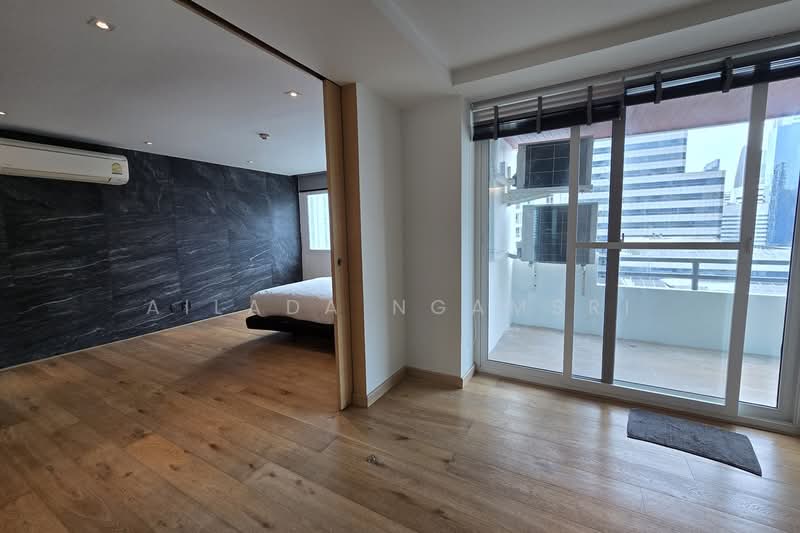 Wattana Heights, Bangkok, Sukhumvit Road, Khlongtoei Nua, Watthana, Bangkok, 3 Bedrooms, 336 sqm, Condo For Sale, by Ailada Ngamsri, 500345123 - DDproperty.com