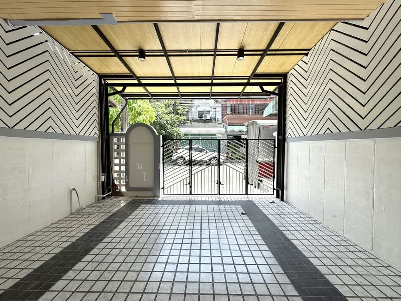 หมู่บ้าน รื่นฤดี รามคำแหง180 มีนบุรี, Bangkok, รามคำแหง180, Min Buri, Bangkok, 4 Bedrooms, 88 sqm, Townhouse For Sale, by นภัสศรณ์ วงศ์สินไทยกร (นันท์), 500345165 - DDproperty.com