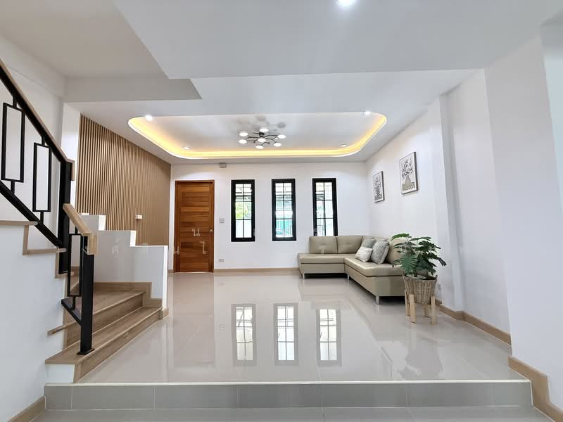 หมู่บ้าน รื่นฤดี รามคำแหง180 มีนบุรี, Bangkok, รามคำแหง180, Min Buri, Bangkok, 4 Bedrooms, 88 sqm, Townhouse For Sale, by นภัสศรณ์ วงศ์สินไทยกร (นันท์), 500345165 - DDproperty.com