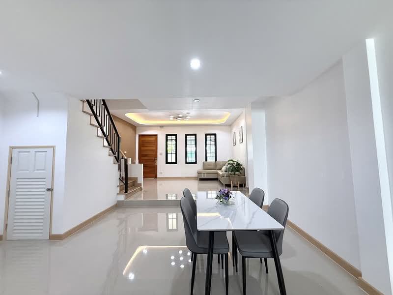 หมู่บ้าน รื่นฤดี รามคำแหง180 มีนบุรี, Bangkok, รามคำแหง180, Min Buri, Bangkok, 4 Bedrooms, 88 sqm, Townhouse For Sale, by นภัสศรณ์ วงศ์สินไทยกร (นันท์), 500345165 - DDproperty.com