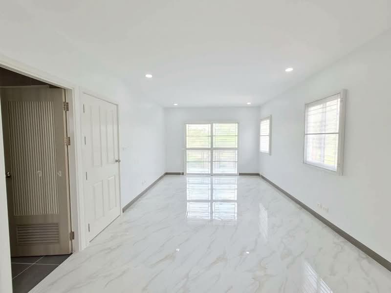 Pruksa Village 29, Pathum Thani, Khlong Sam, Khlong Luang, Pathum Thani, 4 Bedrooms, 200 sqm, Single Detached House For Sale, by นภัสศรณ์ วงศ์สินไทยกร (นันท์), 500345169 - DDproperty.com