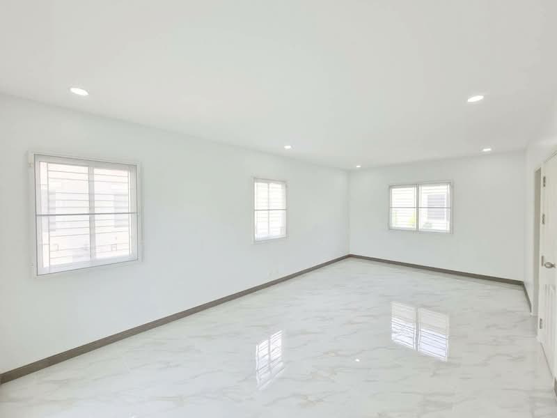 Pruksa Village 29, Pathum Thani, Khlong Sam, Khlong Luang, Pathum Thani, 4 Bedrooms, 200 sqm, Single Detached House For Sale, by นภัสศรณ์ วงศ์สินไทยกร (นันท์), 500345169 - DDproperty.com