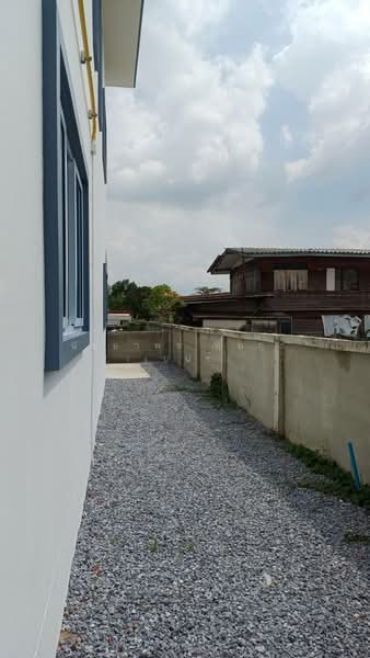 บ้านแฝด, สมุทรปราการ, บางปลา, บางพลี, สมุทรปราการ, 120 ตร.ม., บ้านแฝด ให้เช่า, โดย นัทยาพร พึ่มกุล (เบนซ์), 500345175 - รอบบ้าน - DDproperty.com