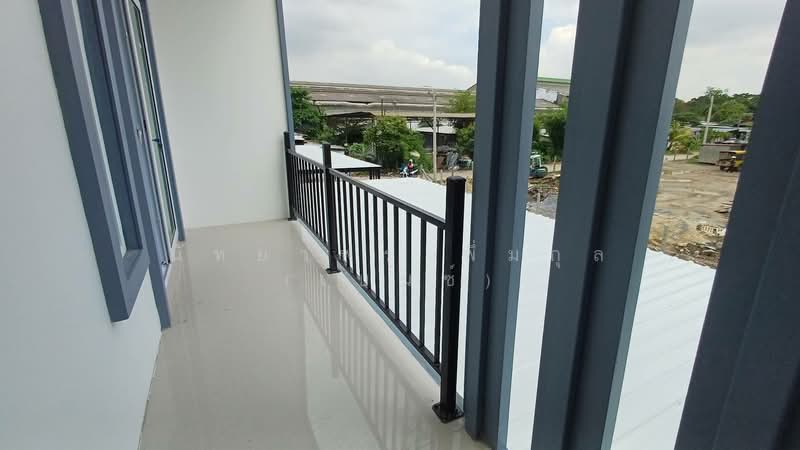 บ้านแฝด, สมุทรปราการ, บางปลา, บางพลี, สมุทรปราการ, 120 ตร.ม., บ้านแฝด ให้เช่า, โดย นัทยาพร พึ่มกุล (เบนซ์), 500345175 - ระเบียง ด้านหน้า ชั้น 2 - DDproperty.com