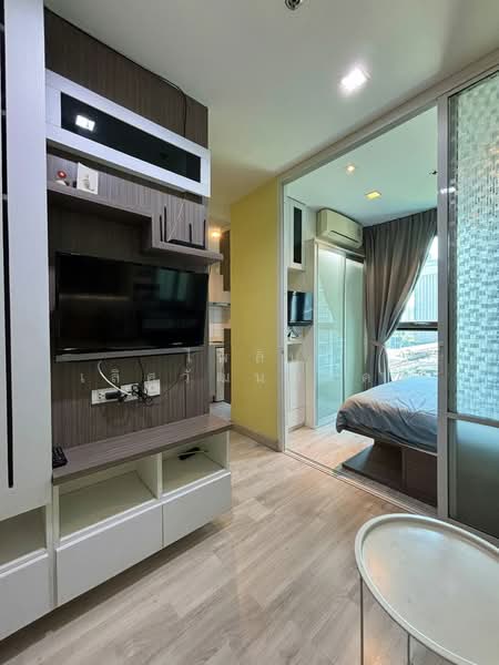 IDEO MOBI Sukhumvit 81, Bangkok, 2097 Sukhumvit Road, Bang Chak, Phra Khanong, Bangkok, 1 Bedroom, 22 sqm, Condo For Rent, by ไพลิน เลิศวัฒนมงคล, 500345179 - DDproperty.com