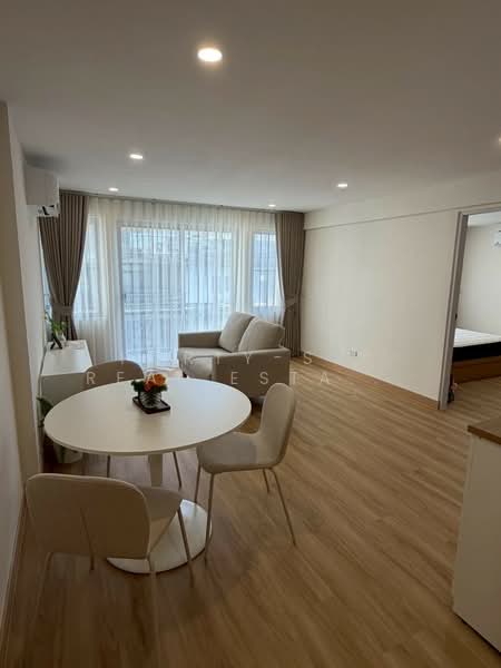 Raintree Villa, Bangkok, 108 198 Soi Sukhumvit 53, Khlong Tan Nua, Watthana, Bangkok, 1 Bedroom, 66 sqm, Condo For Rent, by Forty-Six Real Estate Group, 500345196 - DDproperty.com